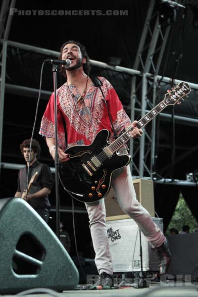 THE RIGHT ONS - 2009-08-01 - PAREDES DE COURA (Portugal) - Praia do Tabuao - 